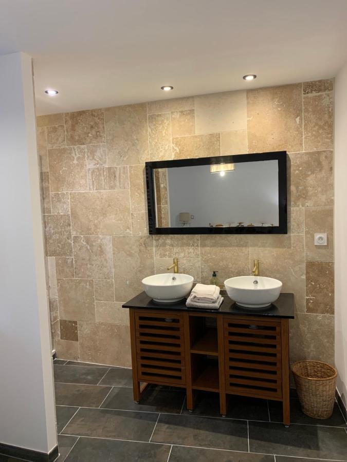 La Bonbonniere Gite De Charme Avec Jacuzzi Malaucène Exteriör bild