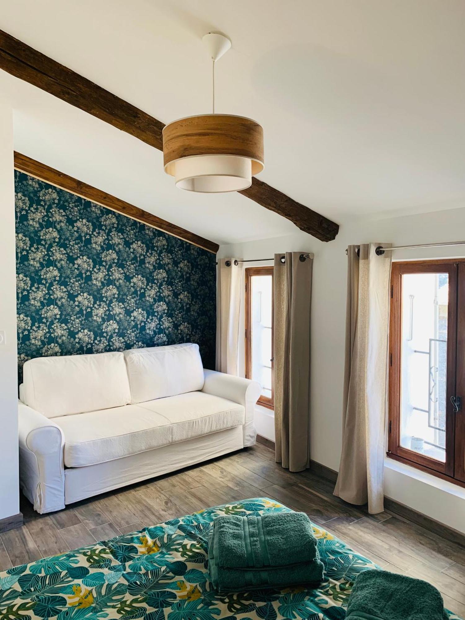 La Bonbonniere Gite De Charme Avec Jacuzzi Malaucène Exteriör bild