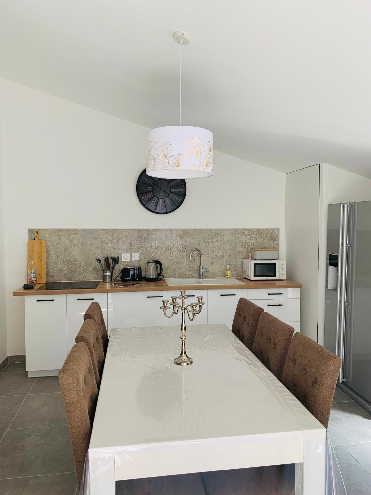 La Bonbonniere Gite De Charme Avec Jacuzzi Malaucène Exteriör bild